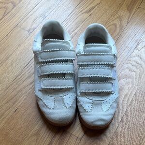 Silent D White Velcro Sneakers